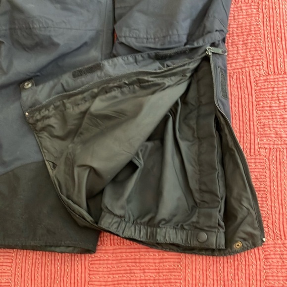 Marmot men’s small ski / snowboard pants Black Mesh-Lined w/ removable knee pads - Picture 10 of 16